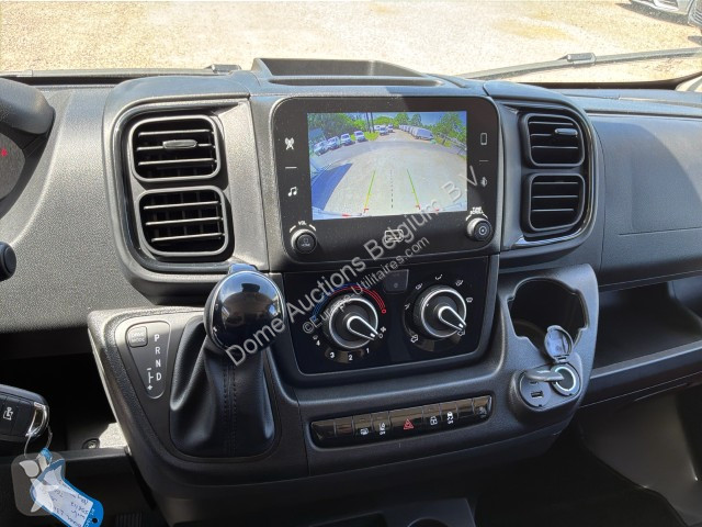 Furgoneta Peugeot BOXER L3H2 · 11