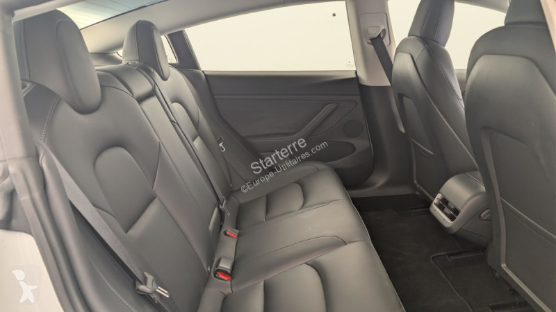 Véhicule utilitaire Tesla  MODEL 3