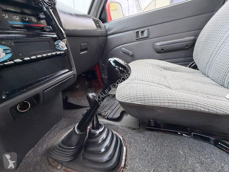 Toyota 4x4 4DW - 5 Seats - Manual Gearbox - 2.4...