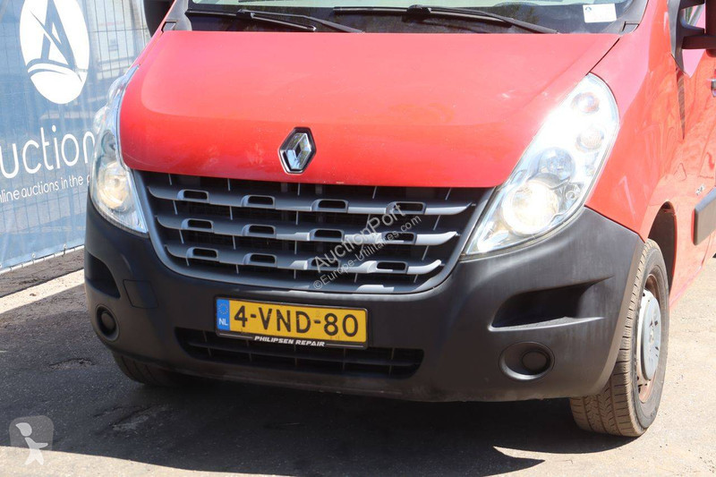 عربة نفعية Renault