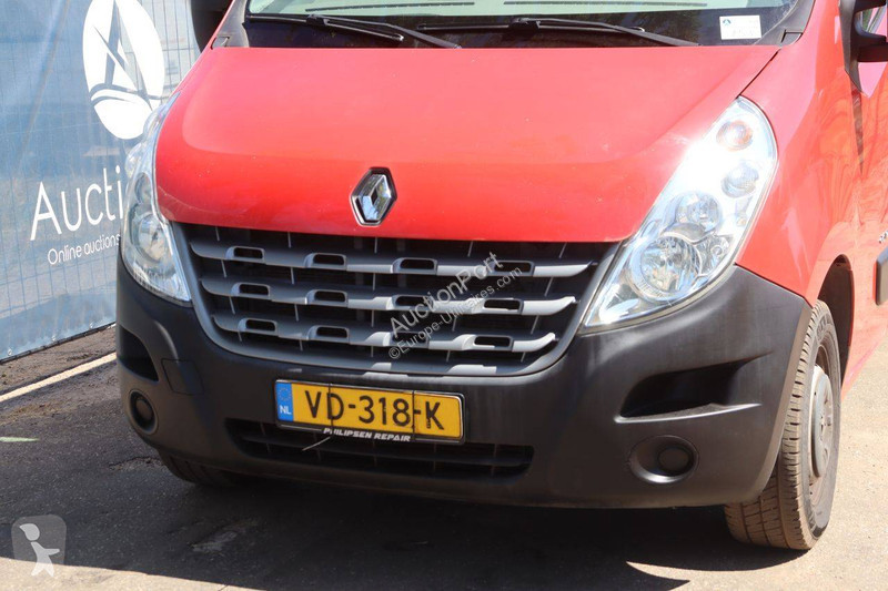 عربة نفعية Renault