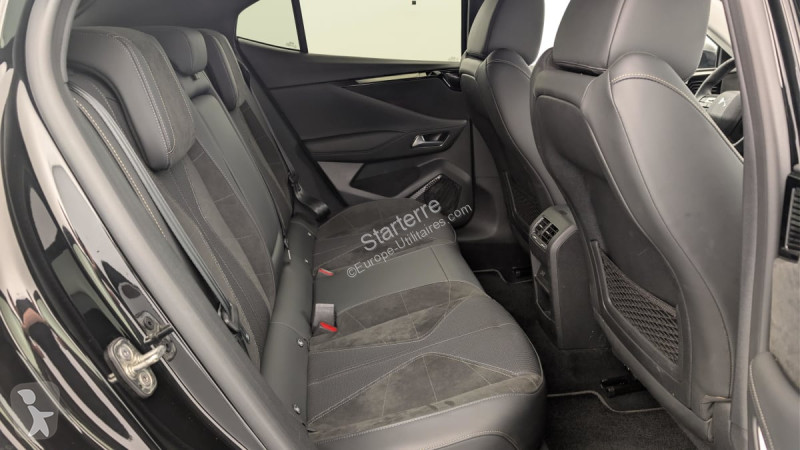 Véhicule utilitaire DS