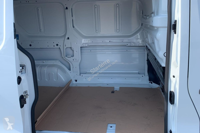 Véhicule utilitaire Renault  TRAFIC FOURGON