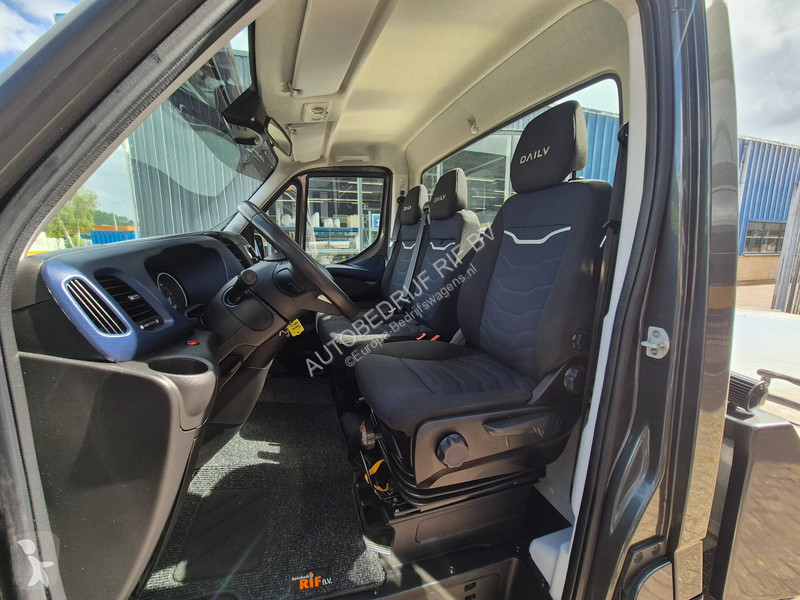 Furgoneta Iveco 35C18 N1/ Oprijwagen/ 2.3T...