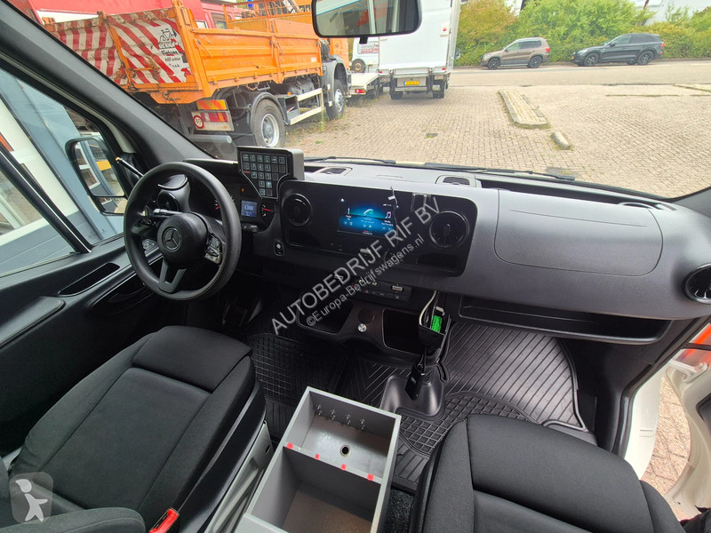 Véhicule utilitaire Mercedes 419 CDI/ 3.0 V6/...