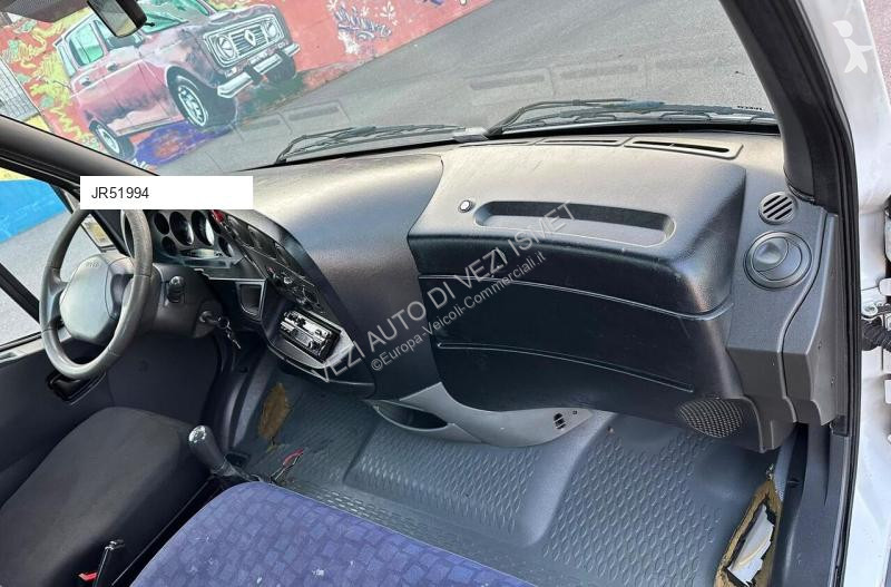Véhicule utilitaire Iveco DAILY 35C12