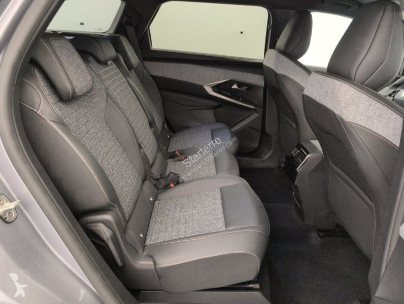 Véhicule utilitaire Peugeot
