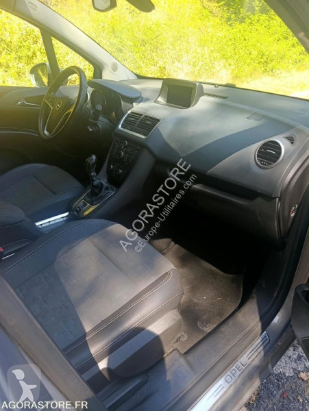 Véhicule utilitaire Opel MERIVA