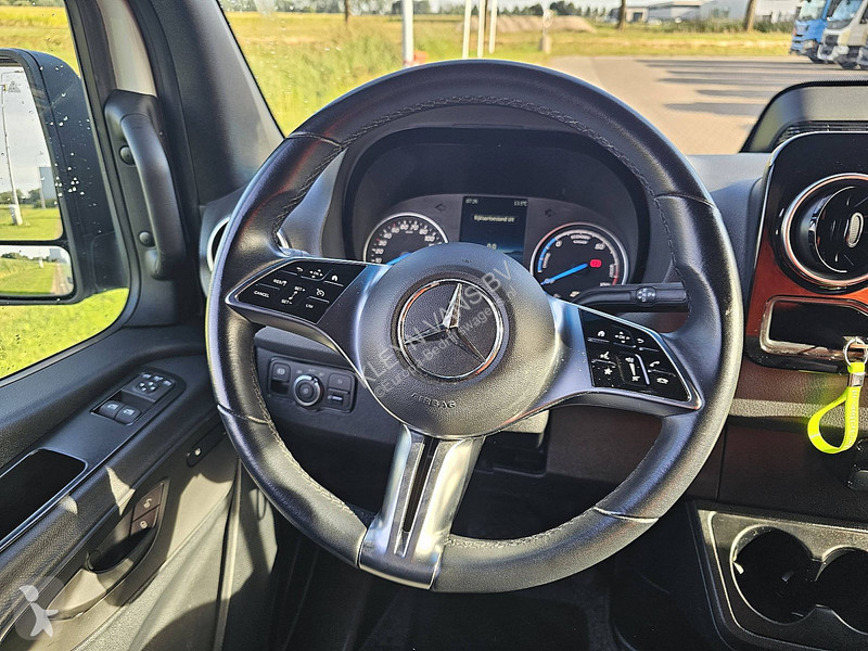 Bedrijfswagen Mercedes 314 L2H2 81 kWh LED