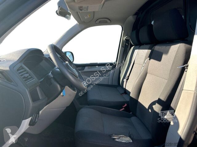 Véhicule utilitaire Volkswagen T6 - transp.28...