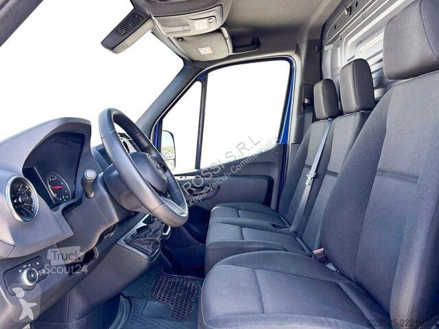Véhicule utilitaire Mercedes SPRINTER - 311 CDI...