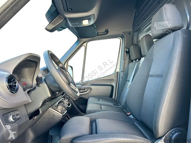 Véhicule utilitaire Mercedes SPRINTER - 317 CDI...