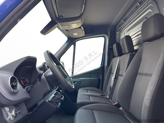 Véhicule utilitaire Mercedes SPRINTER - 311 CDI...