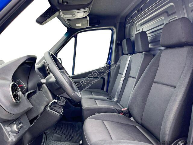 Véhicule utilitaire Mercedes SPRINTER - 311 CDI...
