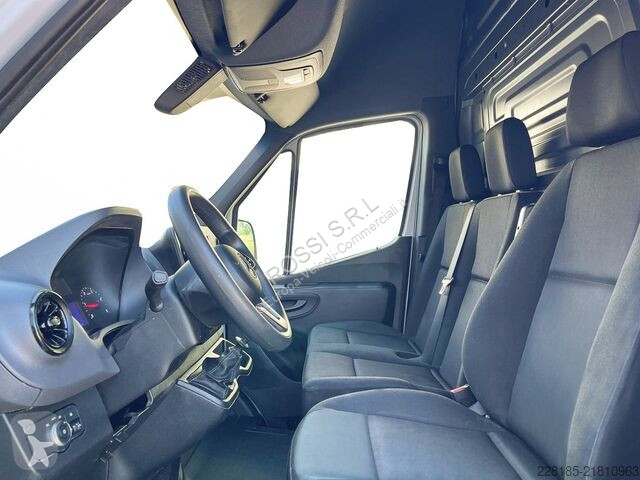 Véhicule utilitaire Mercedes III - sprinter 311...