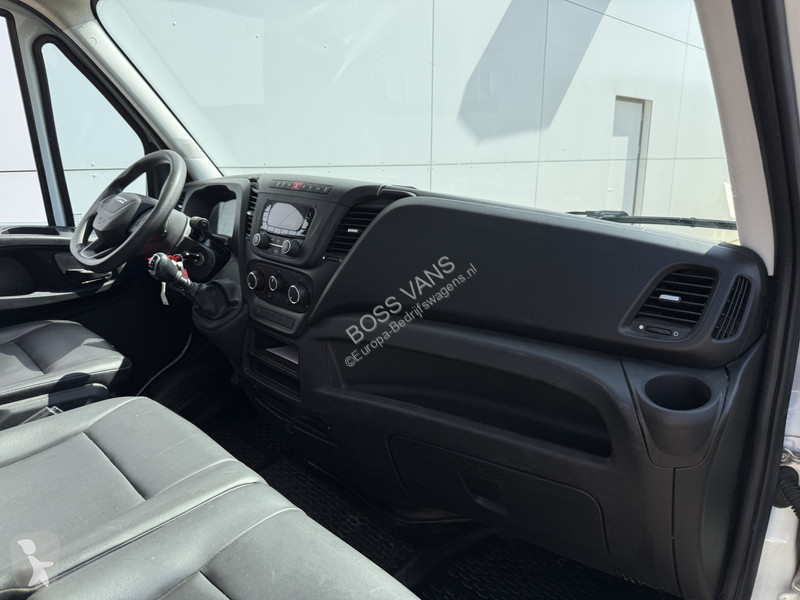 Véhicule utilitaire Iveco 35C16 3.0 L4 Kipper...