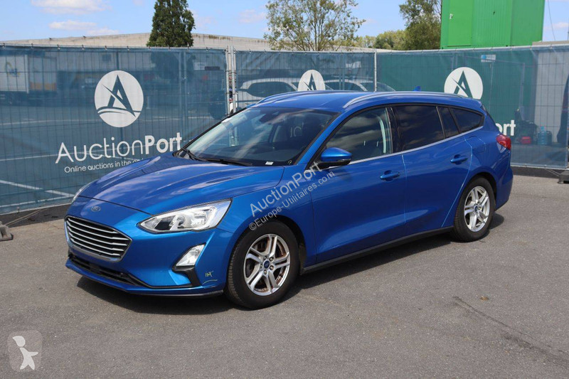 Véhicule utilitaire Ford