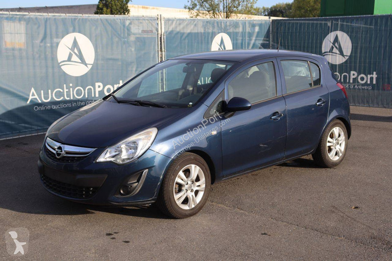 Véhicule utilitaire Opel