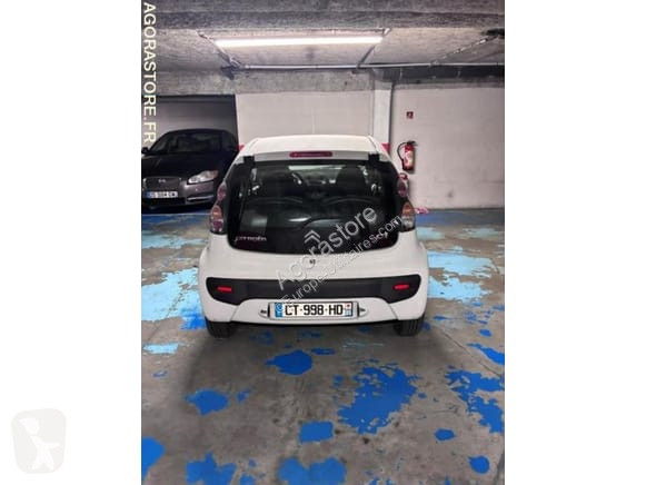 Véhicule utilitaire