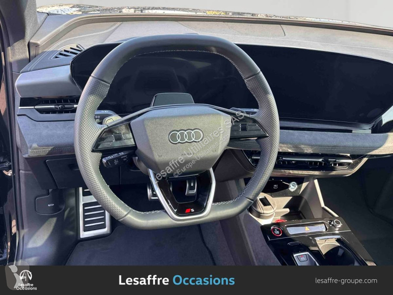 Véhicule utilitaire Audi SQ6 e-tron Sportback...