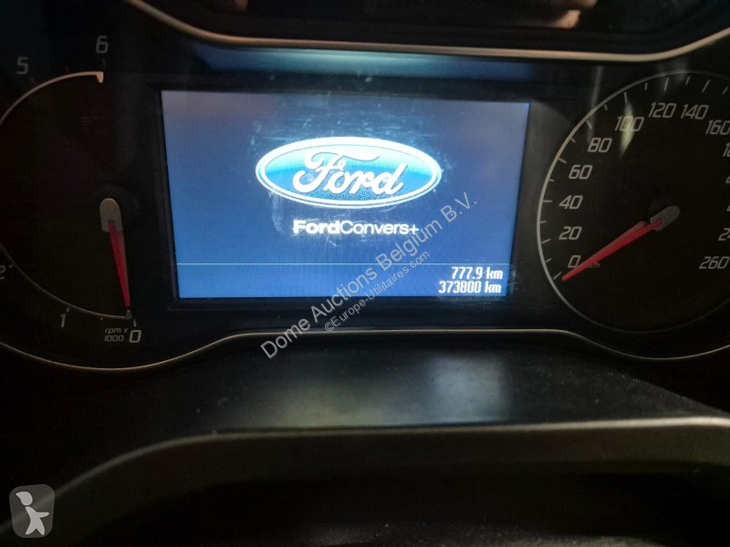 Véhicule utilitaire Ford