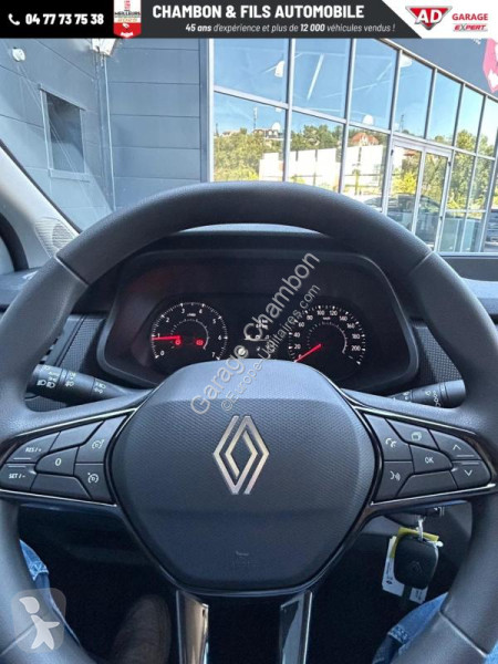 Véhicule utilitaire Renault FOURGON FG DCI 150...
