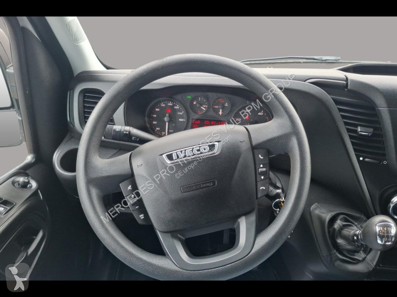 Véhicule utilitaire Iveco 35C Fg 35C14