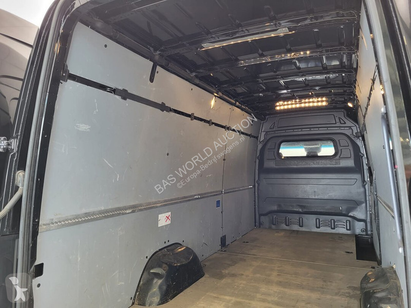 Véhicule utilitaire Mercedes 317 CDI