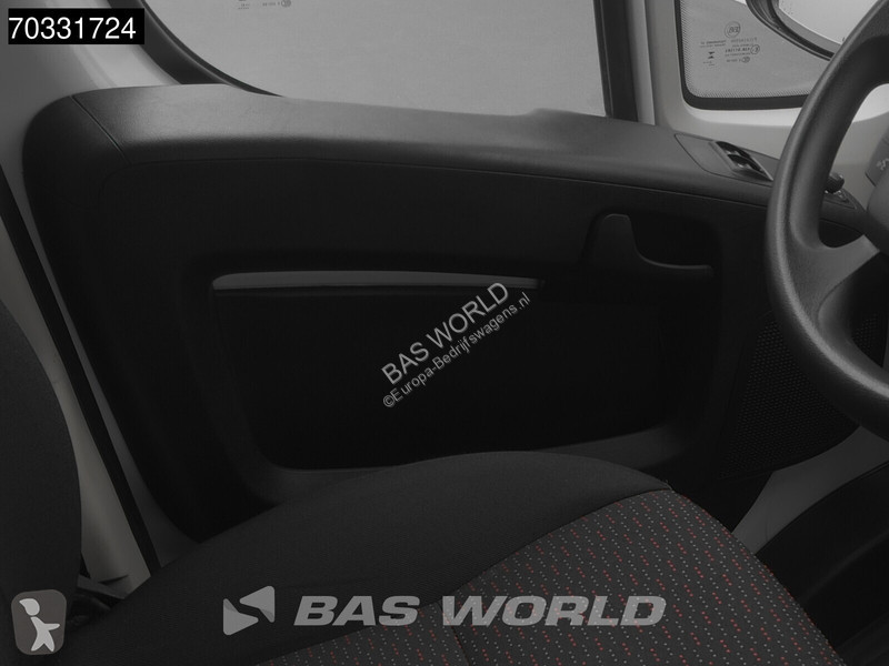 Véhicule utilitaire Peugeot Laadklep Bakwagen...