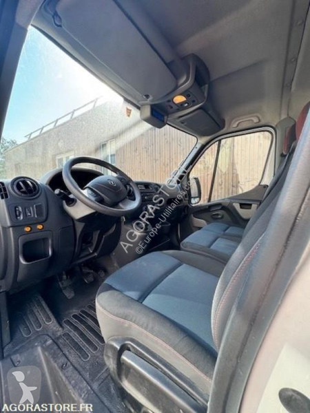 Véhicule utilitaire Renault MASTER
