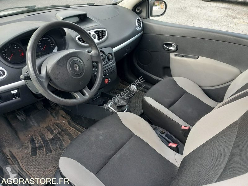 Véhicule utilitaire Renault CLIO