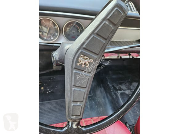 Véhicule utilitaire Peugeot 204