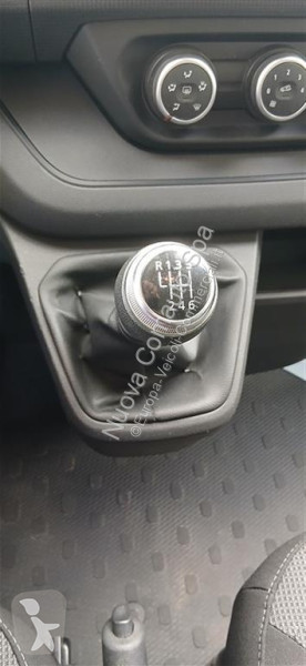 Veículo utilitário Renault IV