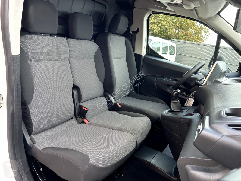 Furgoneta Peugeot Standard 650KG 1.5 Bluehdi...
