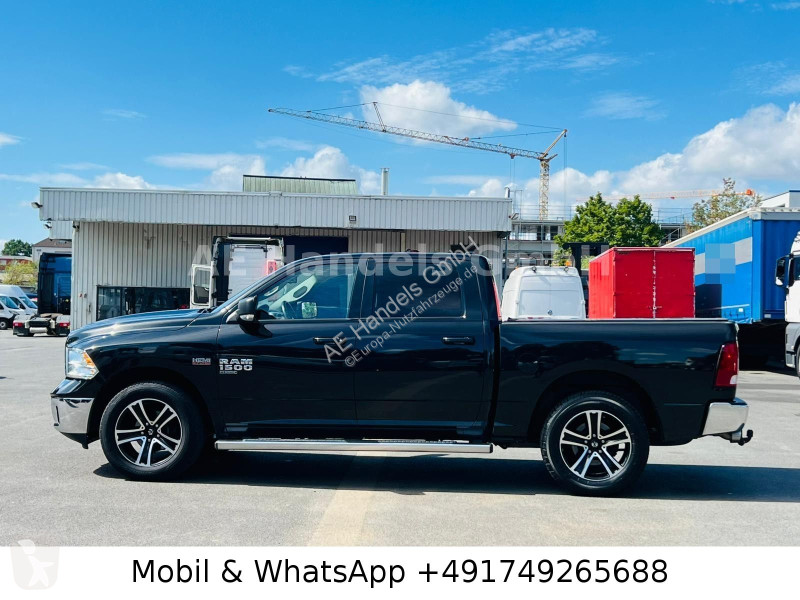 Комерційні автомобілі Dodge RAM 1500 Classic...