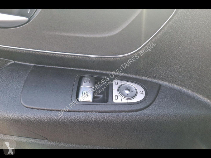 Bedrijfswagen Mercedes Vito Fg  Mixto Long Pro...