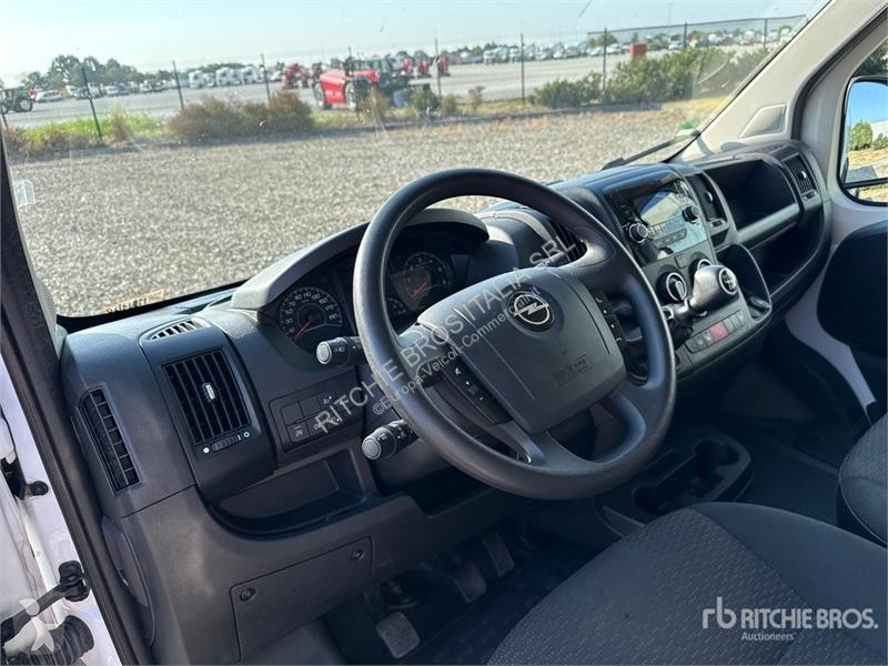 Véhicule utilitaire Opel