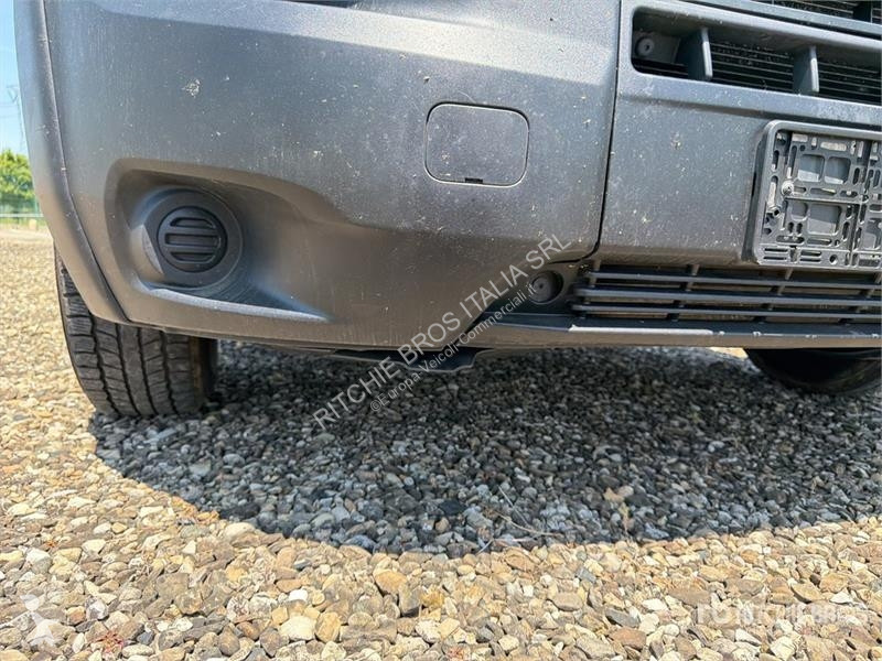 Véhicule utilitaire Opel 2.2 103 KW KA L4H2