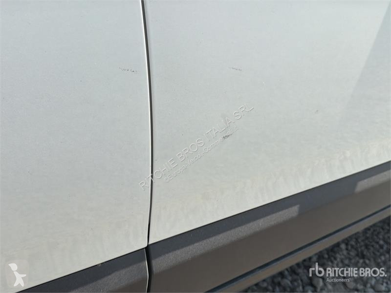 Лекотоварен автомобил Jeep 1.3