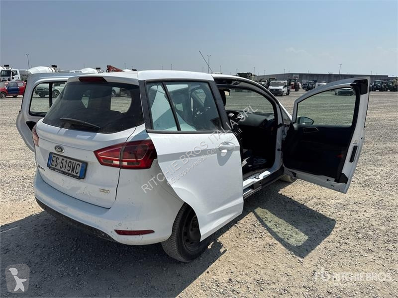Véhicule utilitaire Ford
