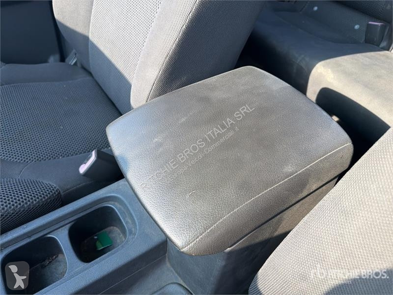 Комерційні автомобілі Nissan