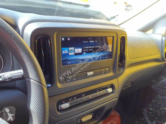 Véhicule utilitaire Mercedes Vito116CDI KA...
