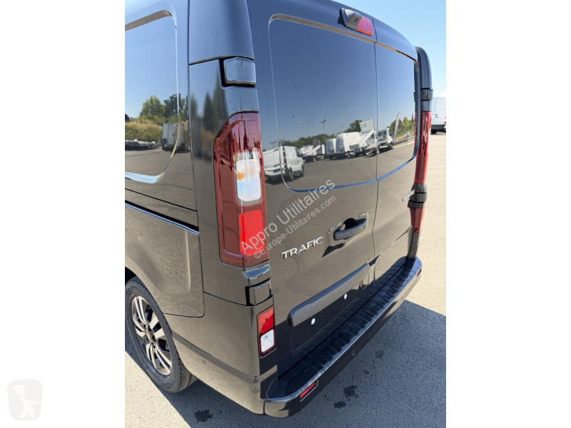 Véhicule utilitaire Renault TRAFIC L1H1 EXTRA...