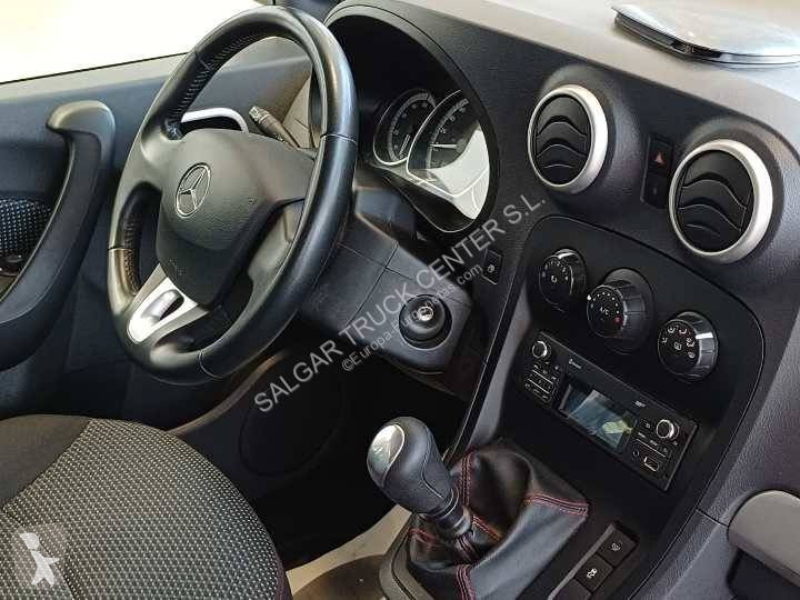 Furgoneta Mercedes