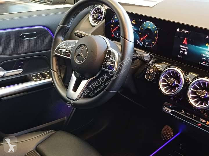 Комерційні автомобілі Mercedes