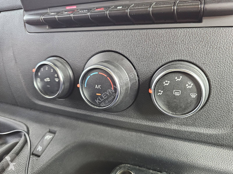 Лекотоварен автомобил Renault 2.3 DCI 150 COMF...