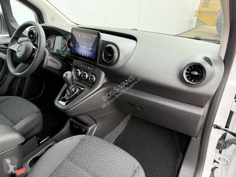 Комерційні автомобілі Mercedes Pro 51kWh 122PK...