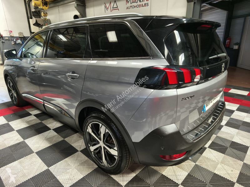 Коммерческий автомобиль Peugeot