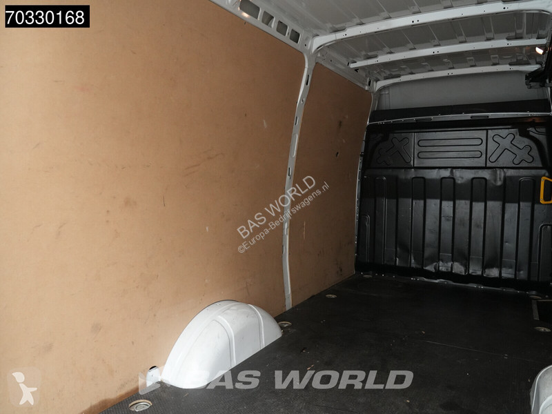Užitkové vozidlo Iveco 35S14 Automaat L2H2...