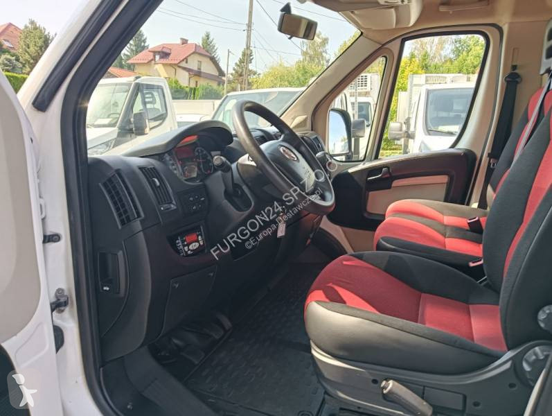 Лекотоварен автомобил Fiat 130 MJT